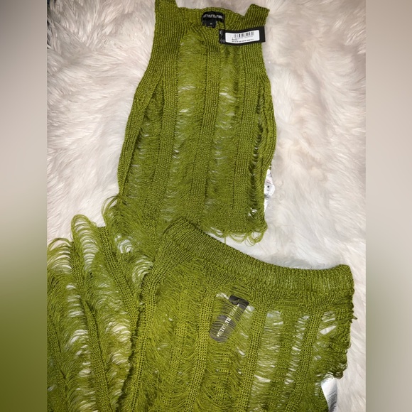 PrettyLittleThing Olive Knit Skirt Set - Picture 5 of 8